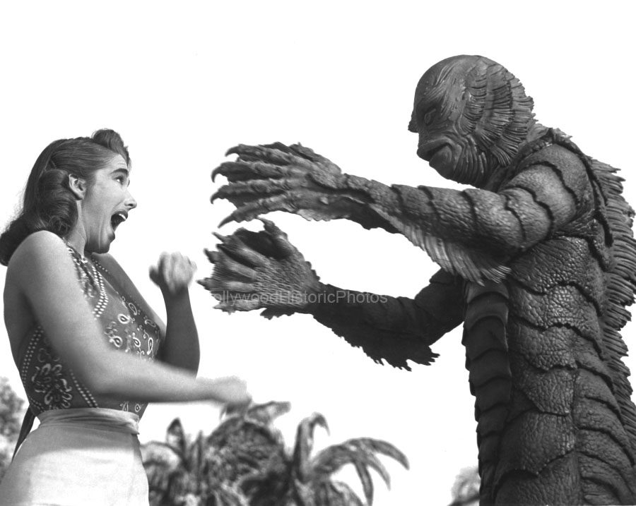 Julie Adams 1954 3.jpg